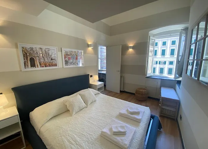 New Apartament In Front Of Genoa Cathedral